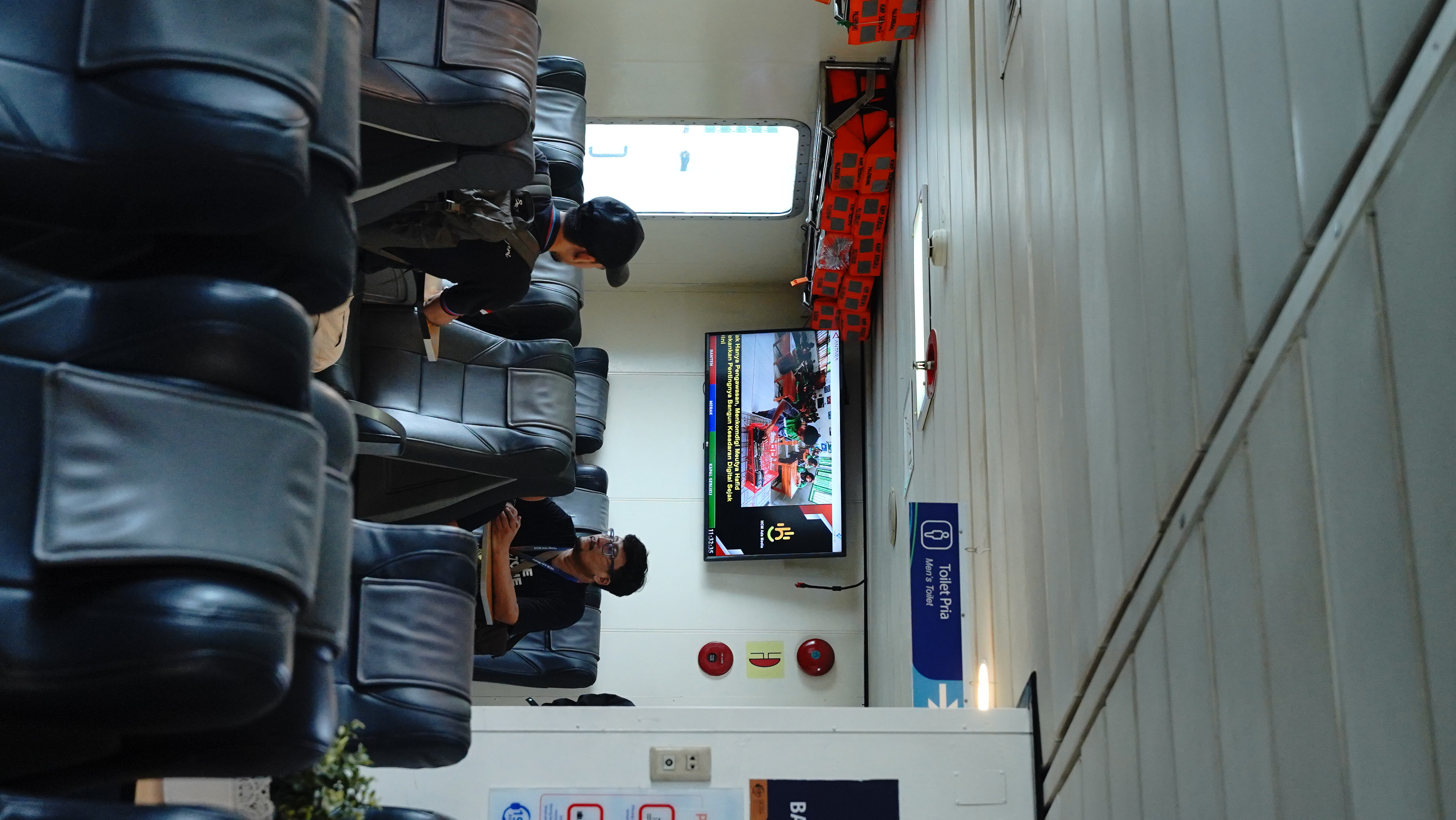 TV I-Media government and hospital signage