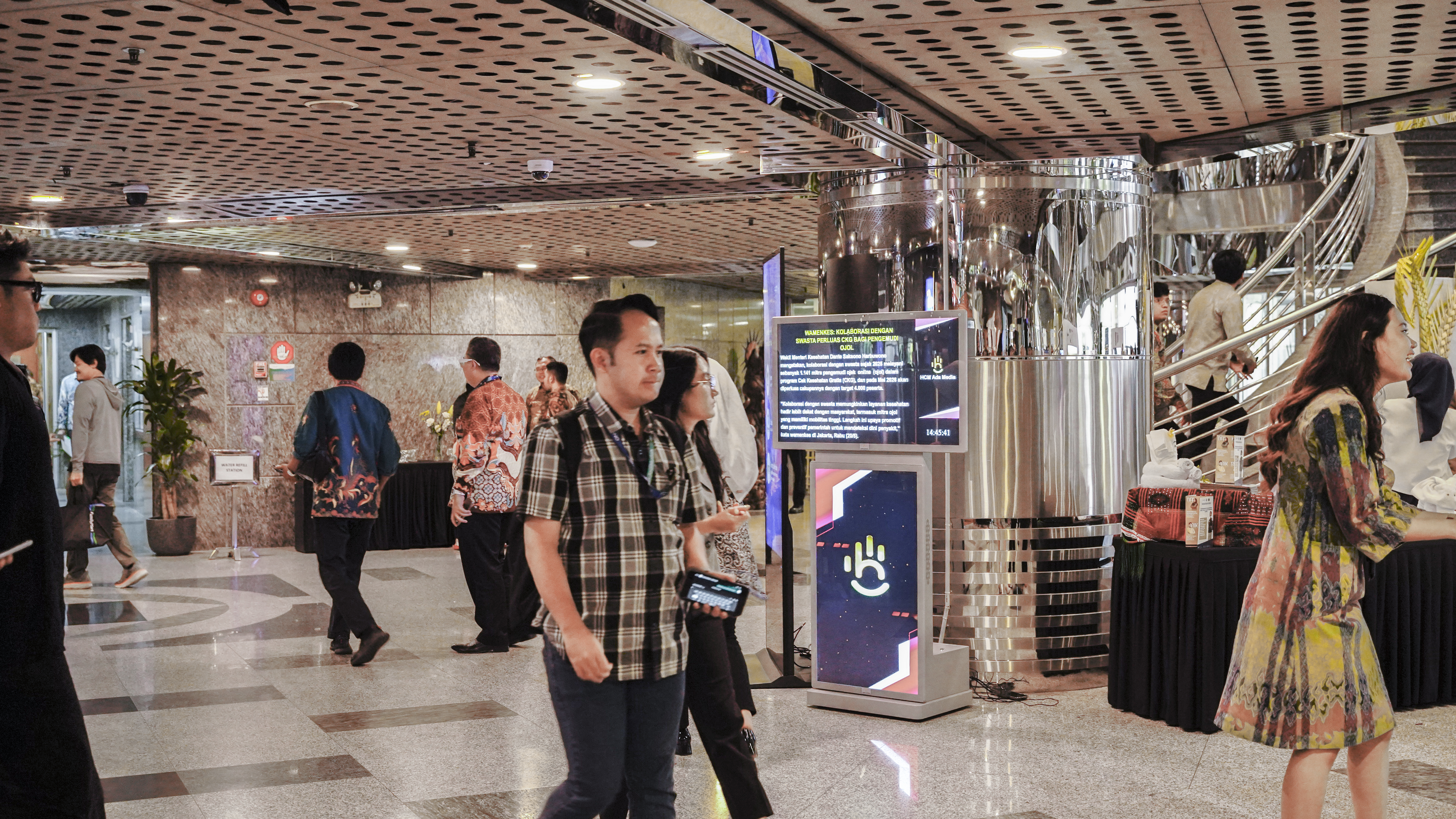SmartDOOH IoT Big Data