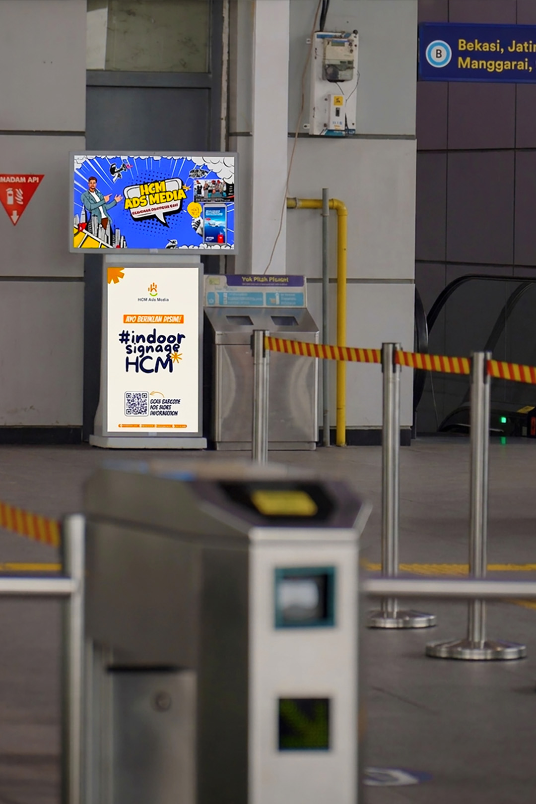 HCM Ads Media TV Robot at commuter rail station
